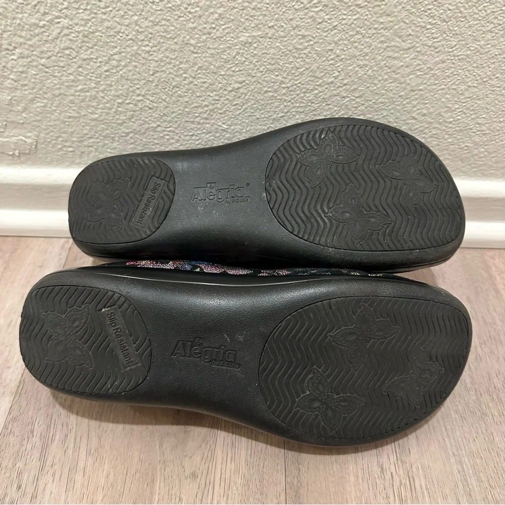 Alegria Women's Floral Clogs - Black Multi - Picture 7 of 8
